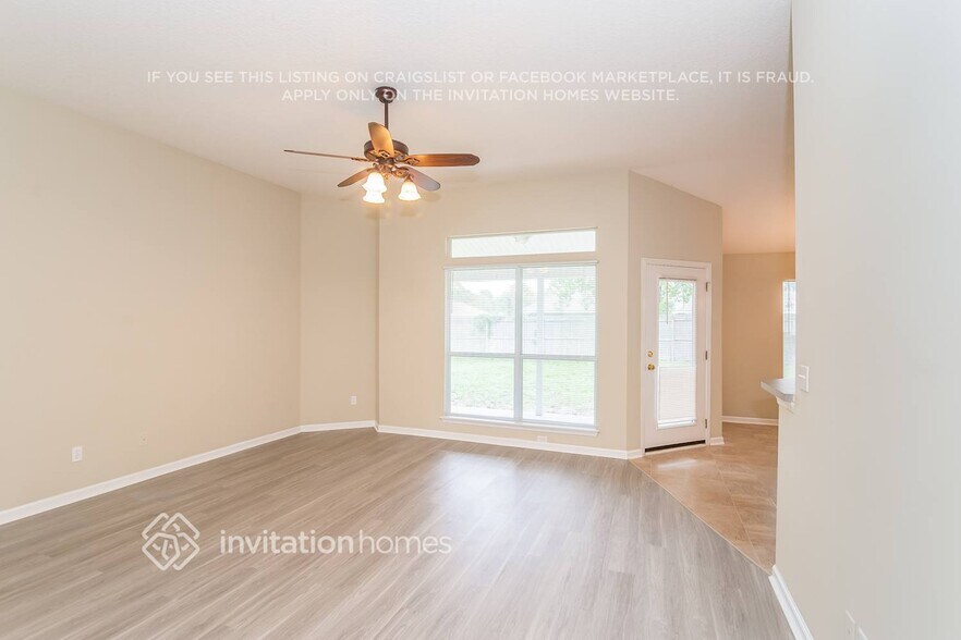 Building Photo - 5407 Vivera Ln