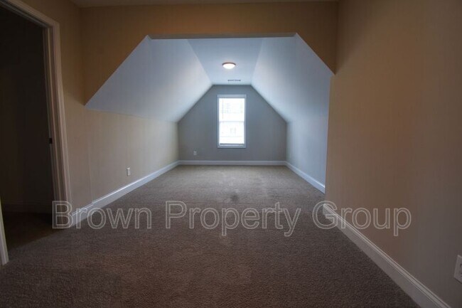 Building Photo - 538 Kivett Ct