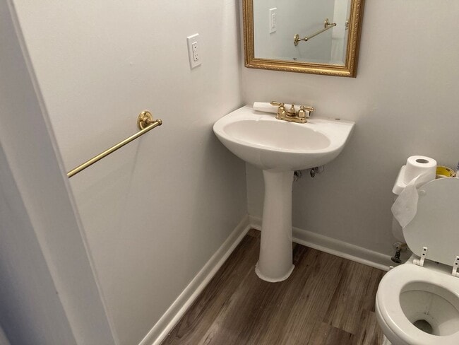 Building Photo - Three Bedroom House in Boalsburg Available for Mid-July