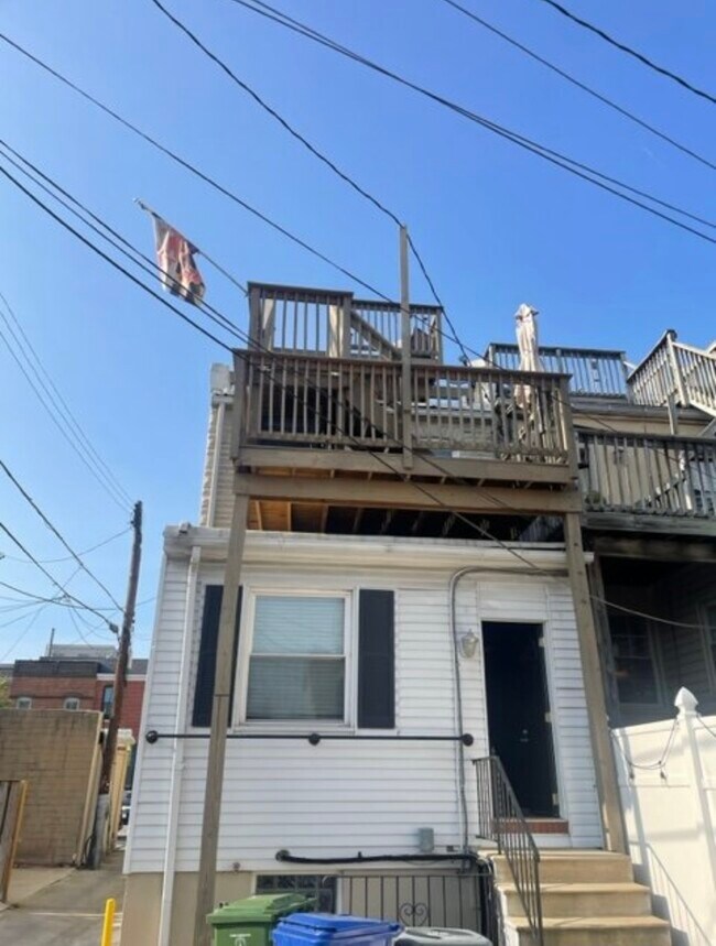 Building Photo - 3101 Fait Ave