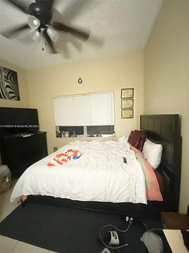 Building Photo - 7351 W Sunrise Blvd