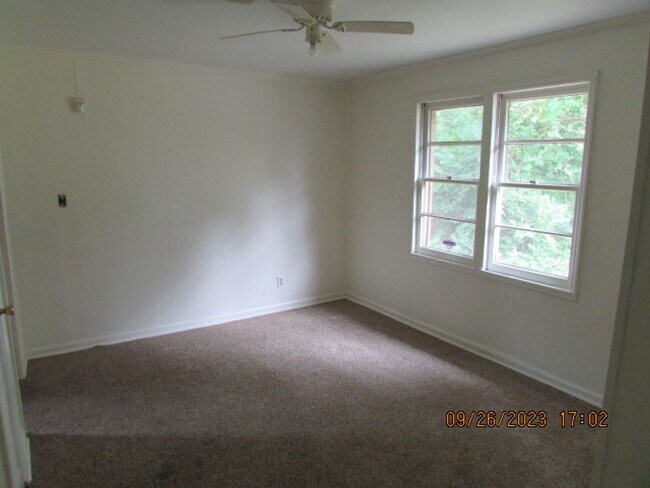 Building Photo - Spacious 2BR Brick Home Near Downtown Sumter – Great Layout!