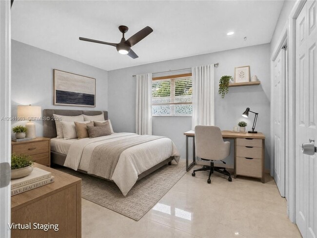 Building Photo - 16641 Royal Poinciana Dr