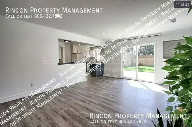 Building Photo - 2585 Warbler Ave