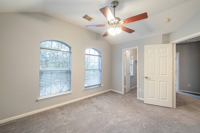 Building Photo - 12536 Canyon Glen Dr