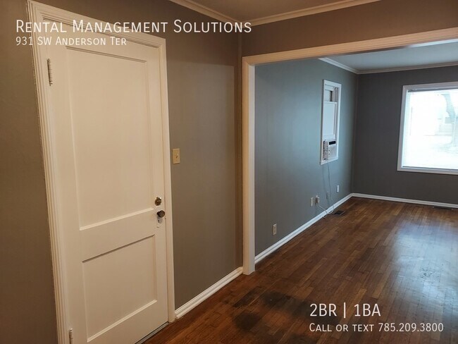 Building Photo - 931 SW Anderson Ter- 2 BED/1 BATH