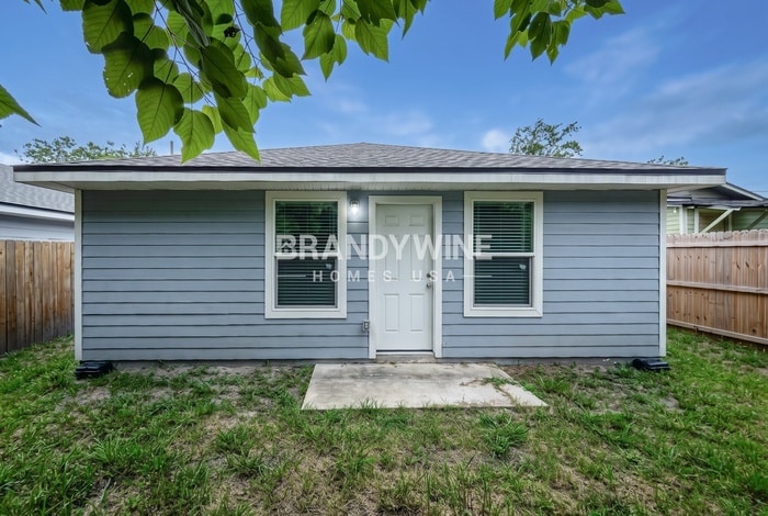 Building Photo - 2979 Rexford St