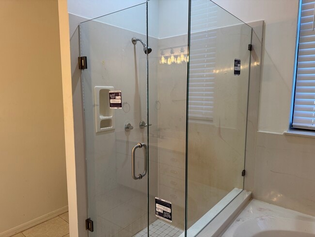 Building Photo - 317 Lanternback Island Dr