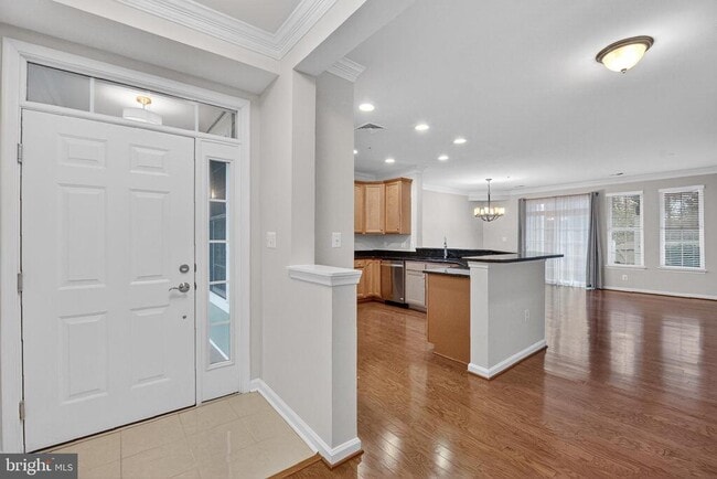 Building Photo - 44063 Vaira Terrace