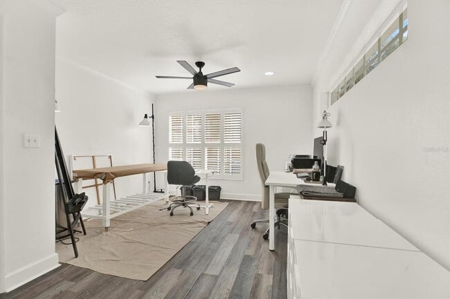 Building Photo - 3006 W Julia St