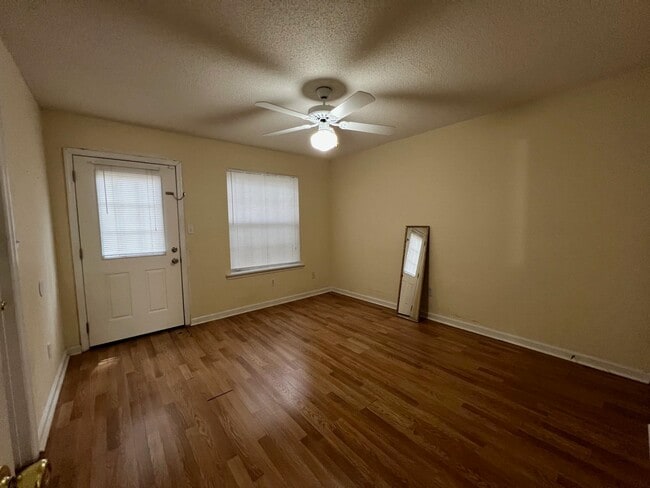 Building Photo - 2477 Nugget Ln