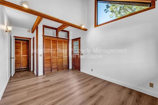 Building Photo - 137 E Carmel Valley Rd