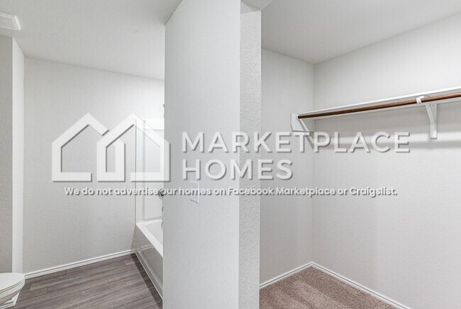 Building Photo - 12914 Lorena Ochoa