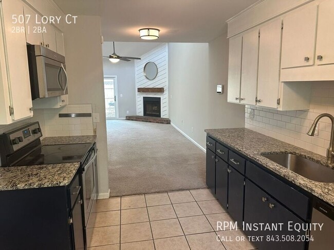 Building Photo - 507 Lory Ct