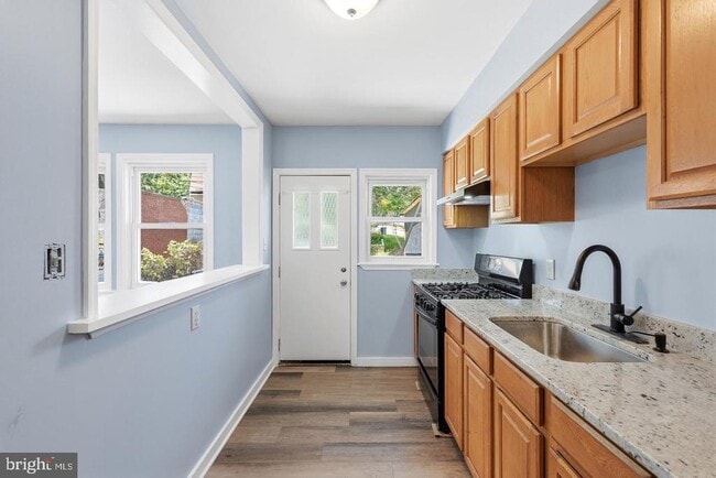 Building Photo - 934 Argonne Dr