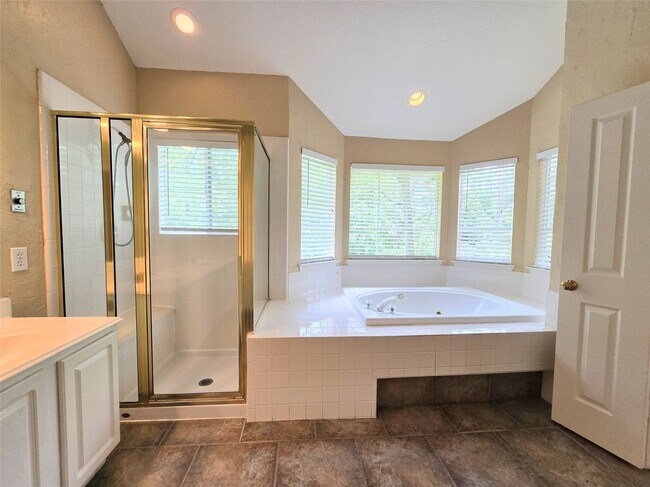 Building Photo - 134 W Greywing Cir