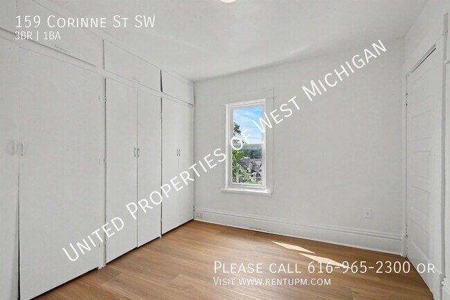 Building Photo - 159 Corinne St SW