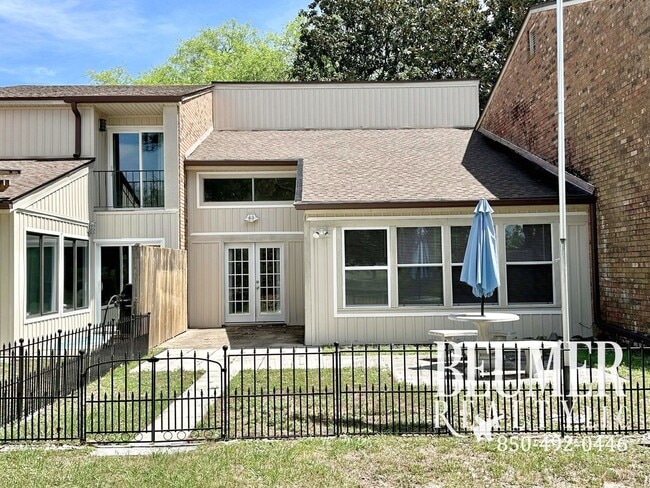 Building Photo - Townhome Available for Rent in Perdido Key