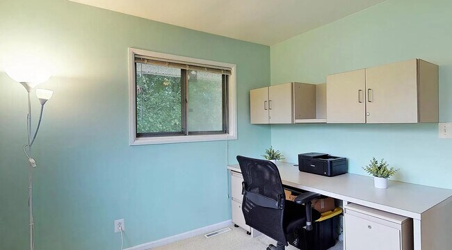 Building Photo - 24 Langley Rd