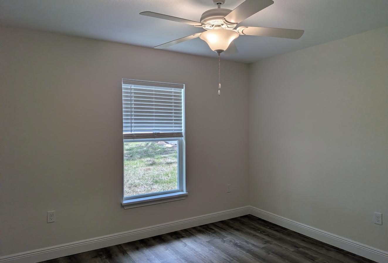 Building Photo - 7627 N Gray Ter