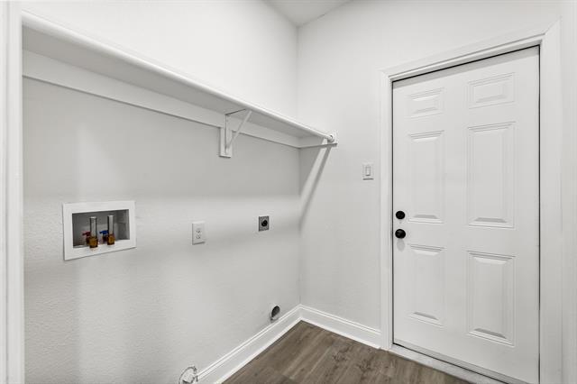 Building Photo - 3242 Wexford Dr