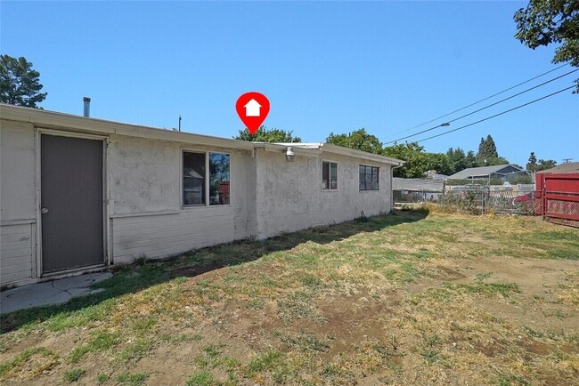 Building Photo - 9925 Bloomington Ave