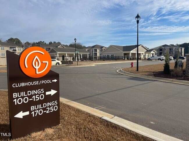 Building Photo - 170 Grove Cir