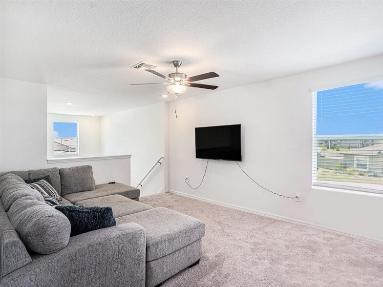 Building Photo - 2870 Silver Scallop Lp