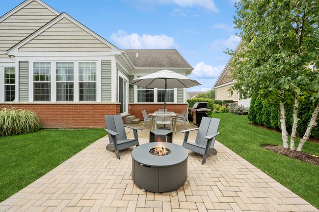 Building Photo - 3146 Valcour Dr