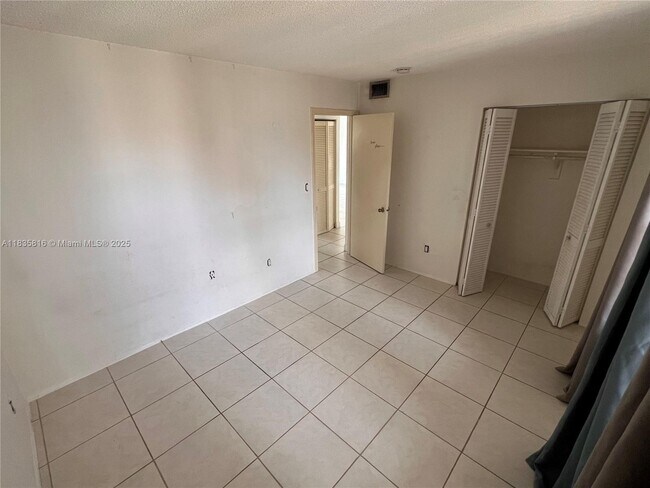 Building Photo - 7727 SW 86th St