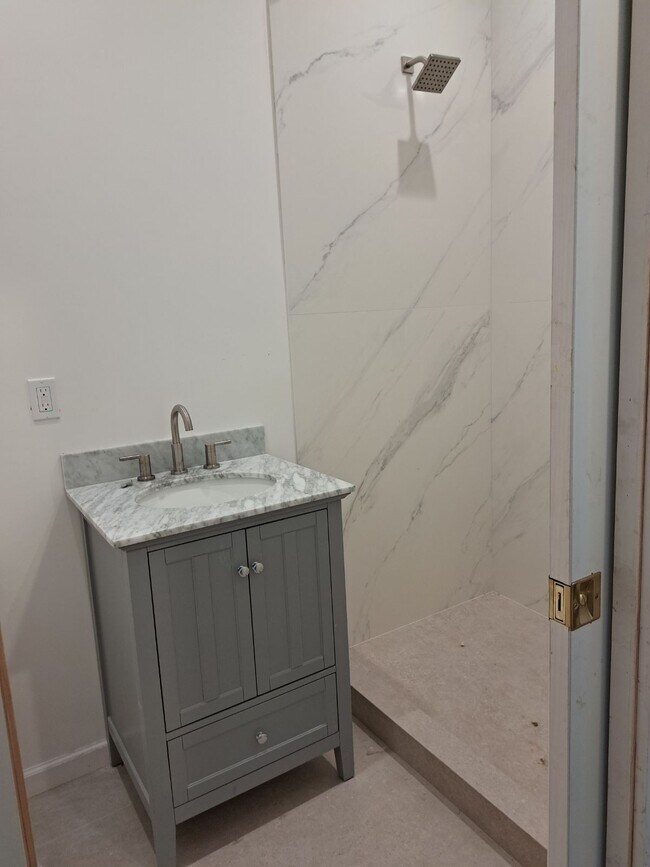 After the remodel- full bathroom - 1551 Franklin St