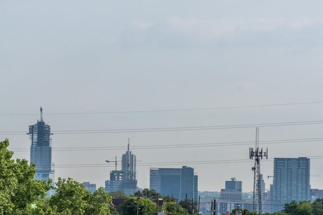 Building Photo - Modern 1 Bedroom, 1 Bath Condo at Public Lofts