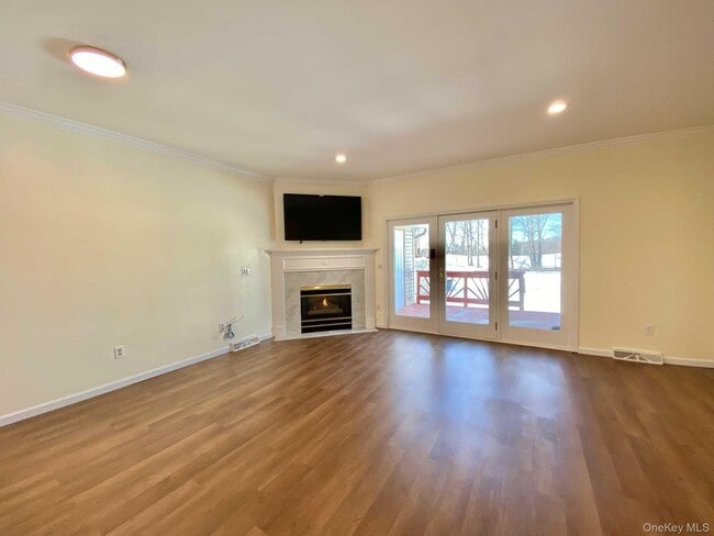 Building Photo - 64 Roundtree Ct