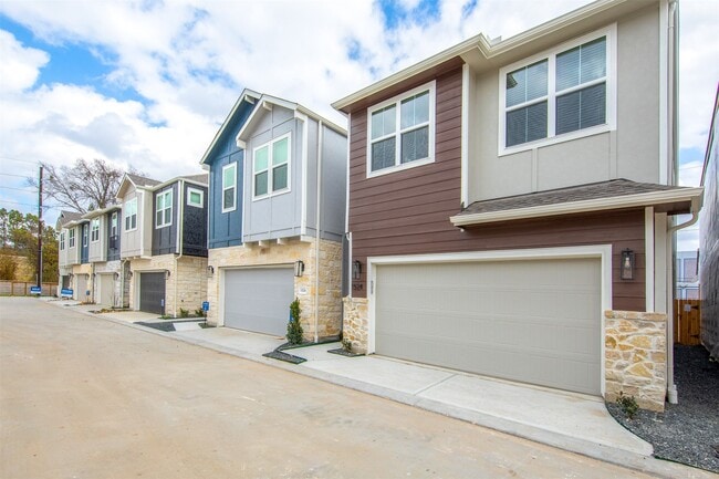 Primary Photo - 1524 Beach Oak Dr