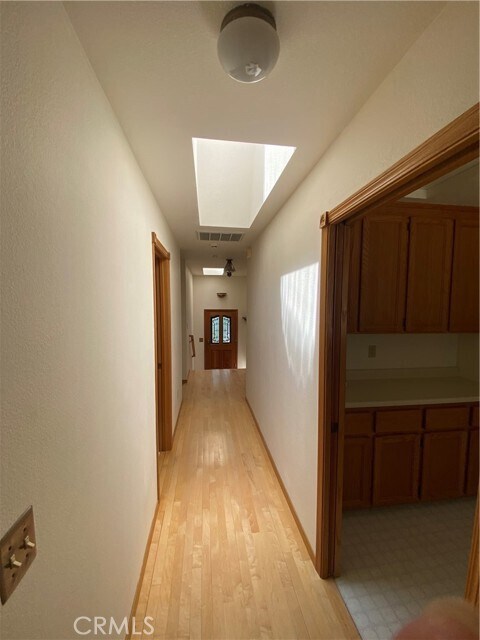 Building Photo - 19232 N Shore Ct