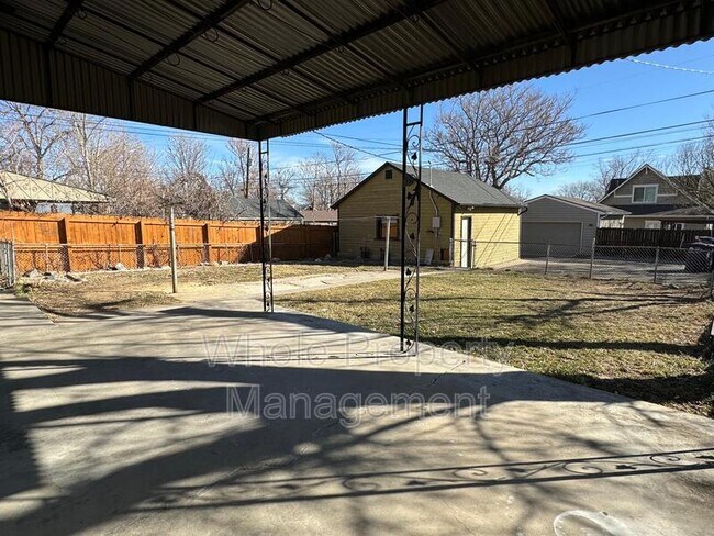 Building Photo - 5008 Alcott St