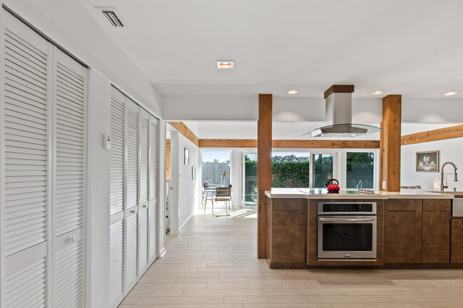 Building Photo - 11792 Wimbledon Cir