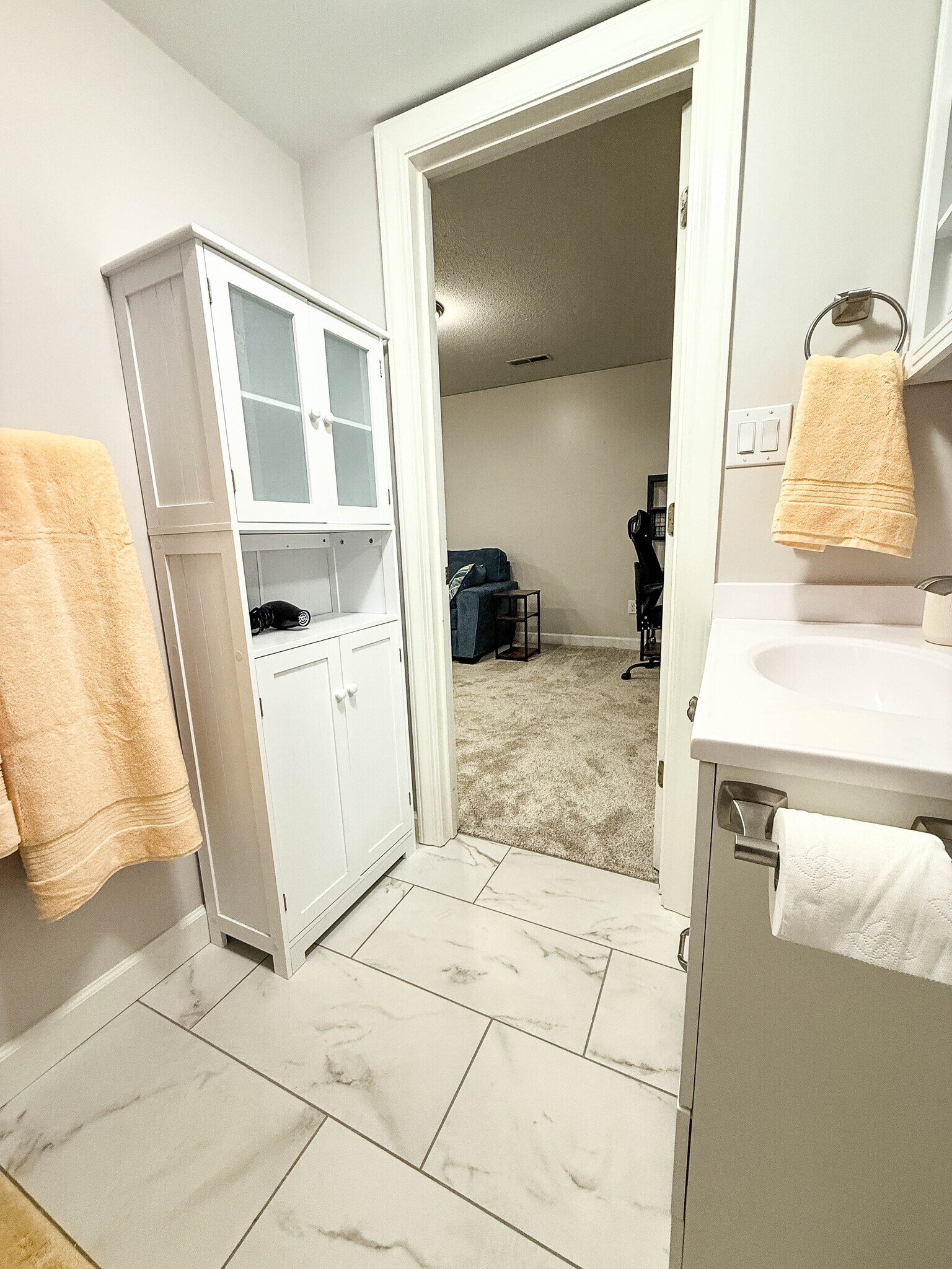 Building Photo - 1702 Garrison Pl