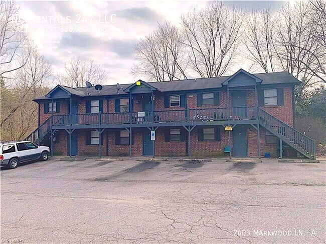 Primary Photo - 2403 Markwood Ln SE