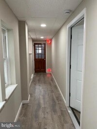Building Photo - 209 Gay St