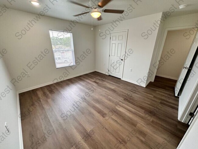 Building Photo - Brand new apartments