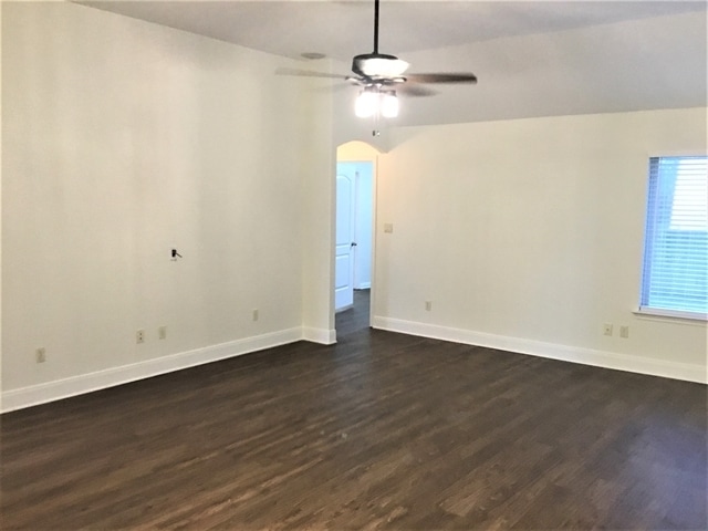 Building Photo - 2322 Sean St