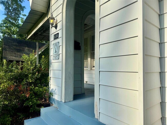 Building Photo - 3136 Montezuma Rd
