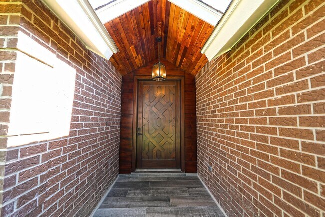 Building Photo - 209 Green Jay Ln