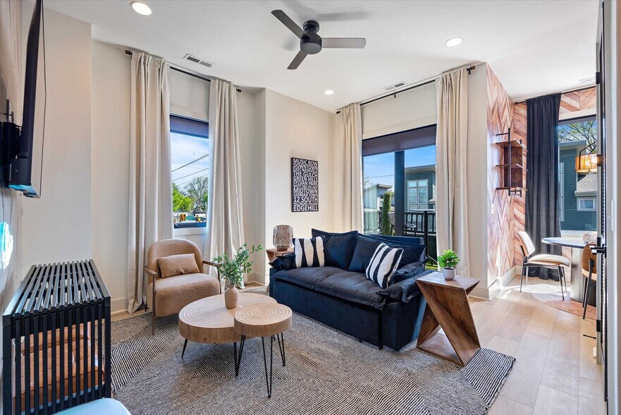 Primary Photo - 722 Mcferrin Ave