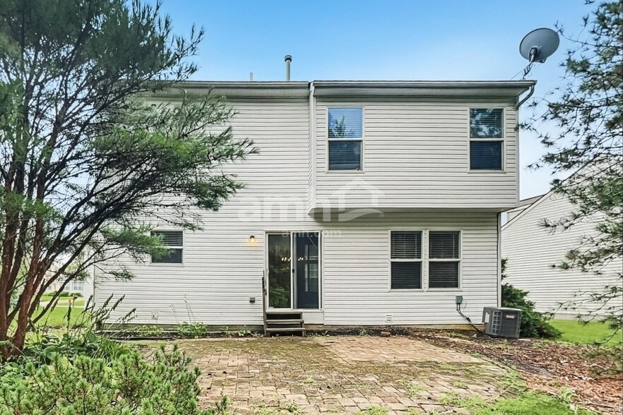 Building Photo - 235 Kemperwood Dr