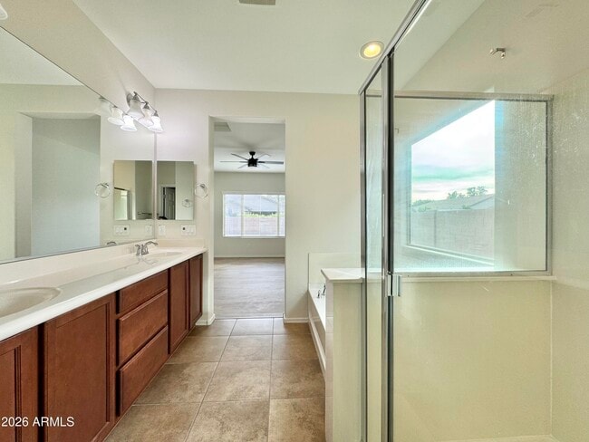 Building Photo - 3129 E Battala Ct