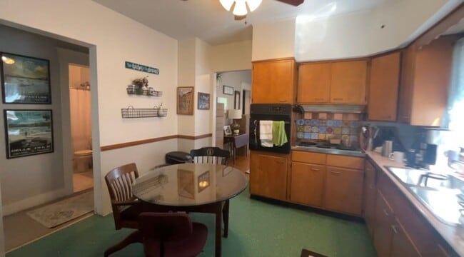 Building Photo - 182-184 Foster Street