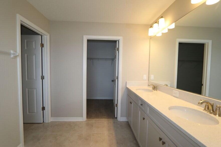 Building Photo - 31925 Sapna Chime Dr