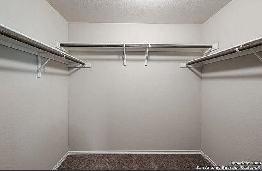 Building Photo - 9220 Griffith Run